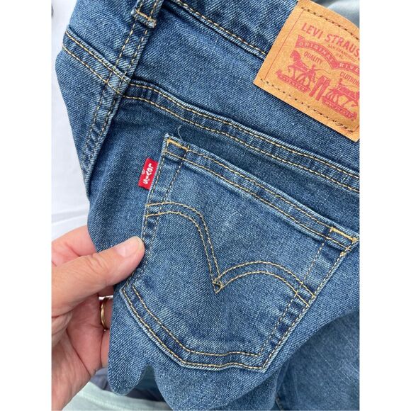 Levi’s size 14 bootcut  girls jeans. - Picture 5 of 7